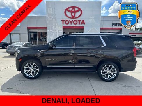Used 2021 GMC Yukon Denali w/ Denali Premium Package AWD/4WD image 8