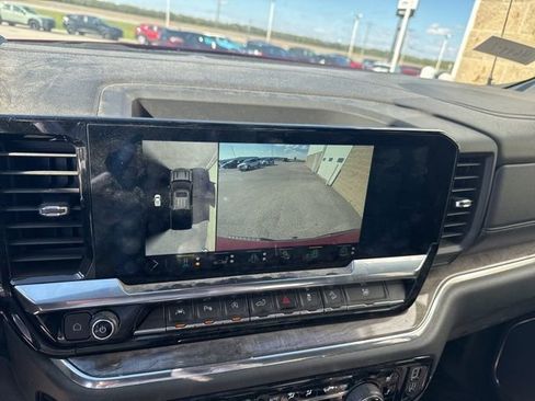 Used 2023 Chevrolet Silverado 1500 LTZ w/ Z71 Off-Road Package image 21