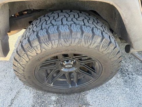 Used 2018 Jeep Wrangler Unlimited Sport S AWD/4WD image 12