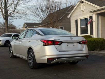 Used 2025 Nissan Altima 2.5 SV