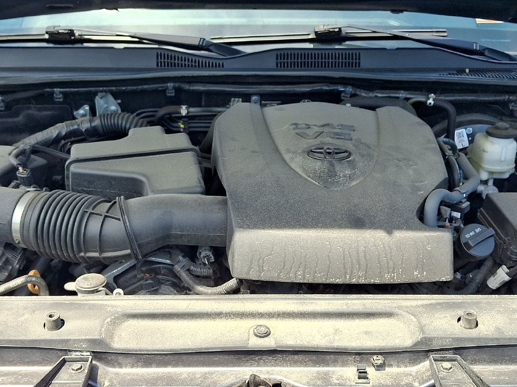 Used 2023 Toyota Tacoma SR AWD/4WD image 28