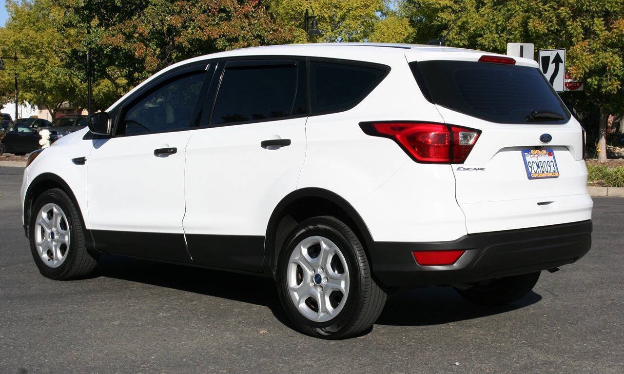 Used 2019 Ford Escape S FWD image 6
