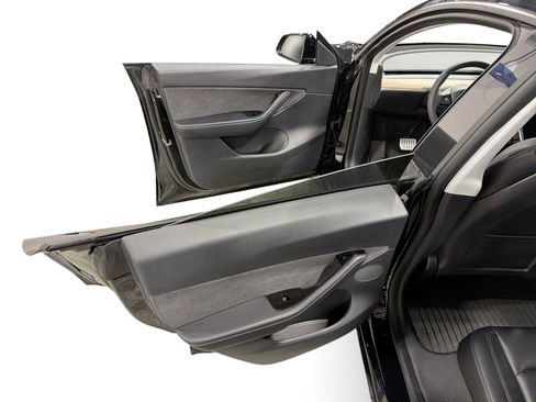 Certified 2021 Tesla Model Y Performance AWD/4WD image 10