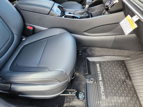New 2025 Hyundai Santa Cruz SEL image 17