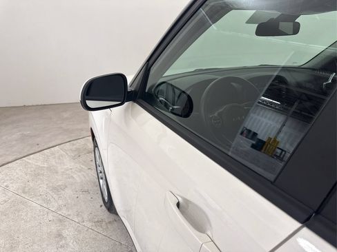 Used 2023 Kia Soul LX FWD image 19
