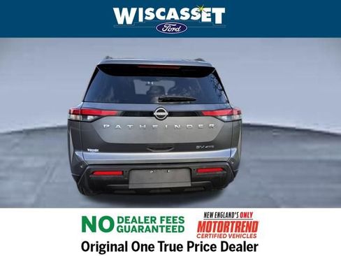 Used 2024 Nissan Pathfinder SV image 30