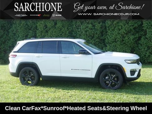 Used 2023 Jeep Grand Cherokee Limited w/ Black Appearance Package AWD/4WD image 1