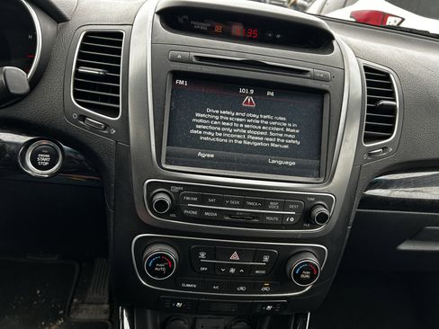 Used 2014 Kia Sorento EX w/ EX V6 Touring Package image 15