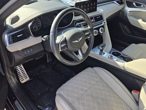 Used 2023 Genesis G70 3.3T w/ Sport Prestige Package RWD image 11