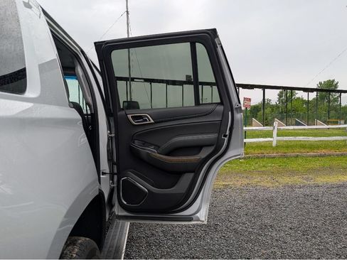 Used 2018 GMC Yukon Denali w/ Denali Ultimate Package AWD/4WD image 12