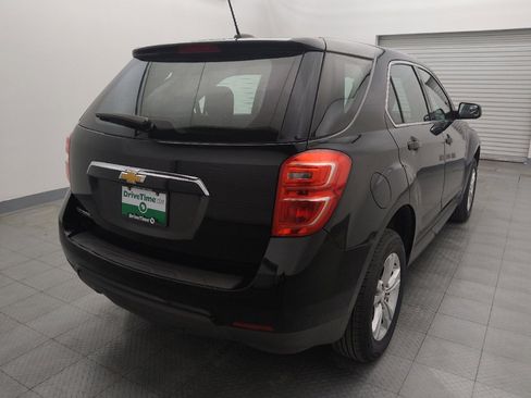 Used 2017 Chevrolet Equinox LS image 7