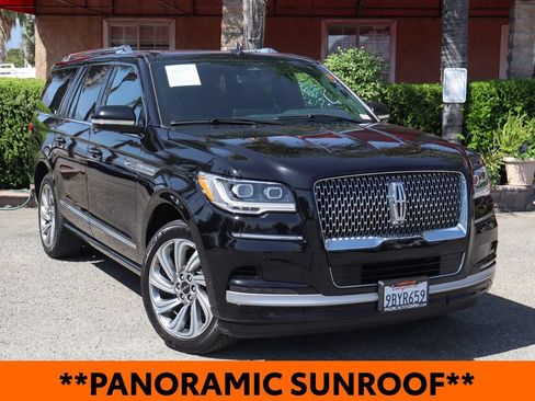 Used 2022 Lincoln Navigator L 4WD image 2