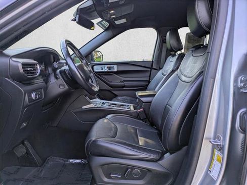 Used 2020 Ford Explorer ST image 16