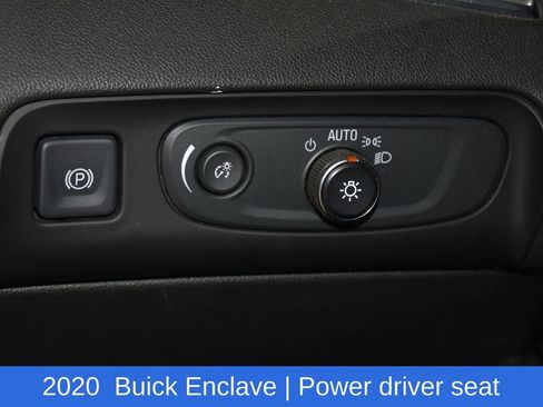 Used 2020 Buick Enclave Essence image 9