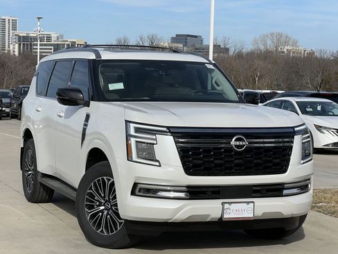 New 2026 Nissan Armada Platinum image 2