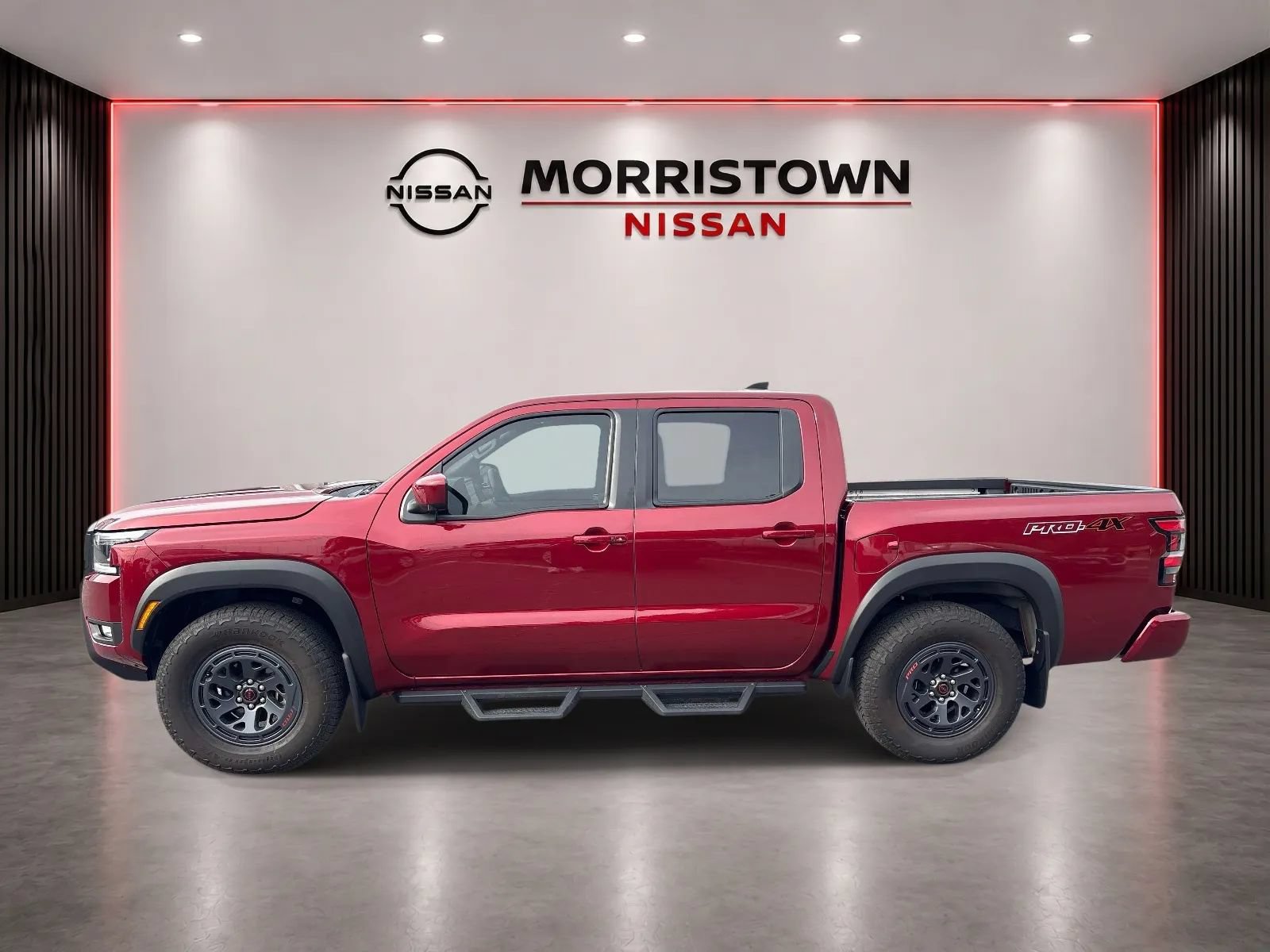 Used 2025 Nissan Frontier PRO-4X w/ Pro Premium Package AWD/4WD image 6