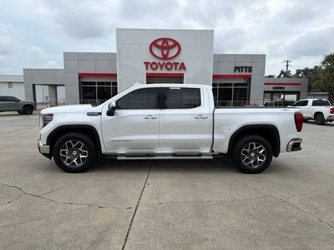 Used 2024 GMC Sierra 1500 SLT w/ SLT Premium Plus Package AWD/4WD image 8