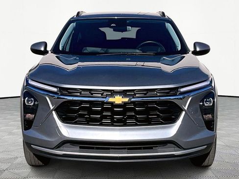 Certified 2024 Chevrolet Trax LT w/ LT Convenience Package image 4