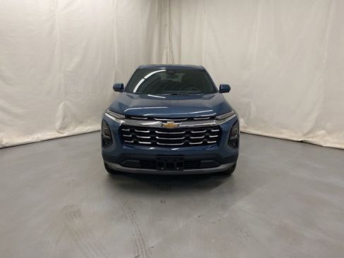 New 2026 Chevrolet Equinox LT w/ Convenience Package II AWD/4WD image 3