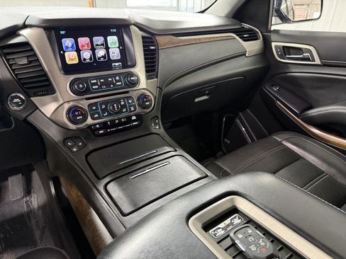 Used 2019 GMC Yukon XL Denali image 22