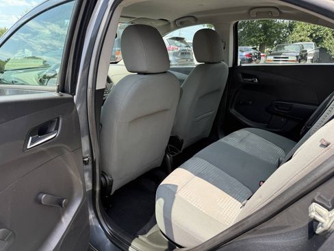 Used 2012 Chevrolet Sonic LS FWD image 10