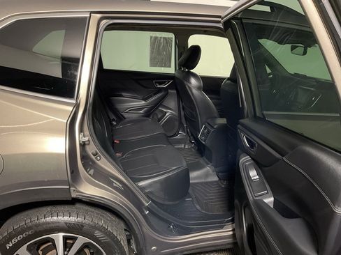 Used 2020 Subaru Forester Limited image 32