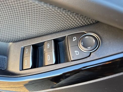 New 2026 Chevrolet Equinox RS w/ LPO, Floor Liner Package image 17