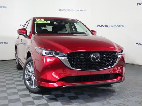Certified 2025 MAZDA CX-5 AWD 2.5 S w/ Premium Plus Pkg image 2