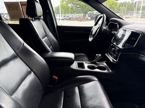 Used 2021 Jeep Grand Cherokee Limited RWD image 32