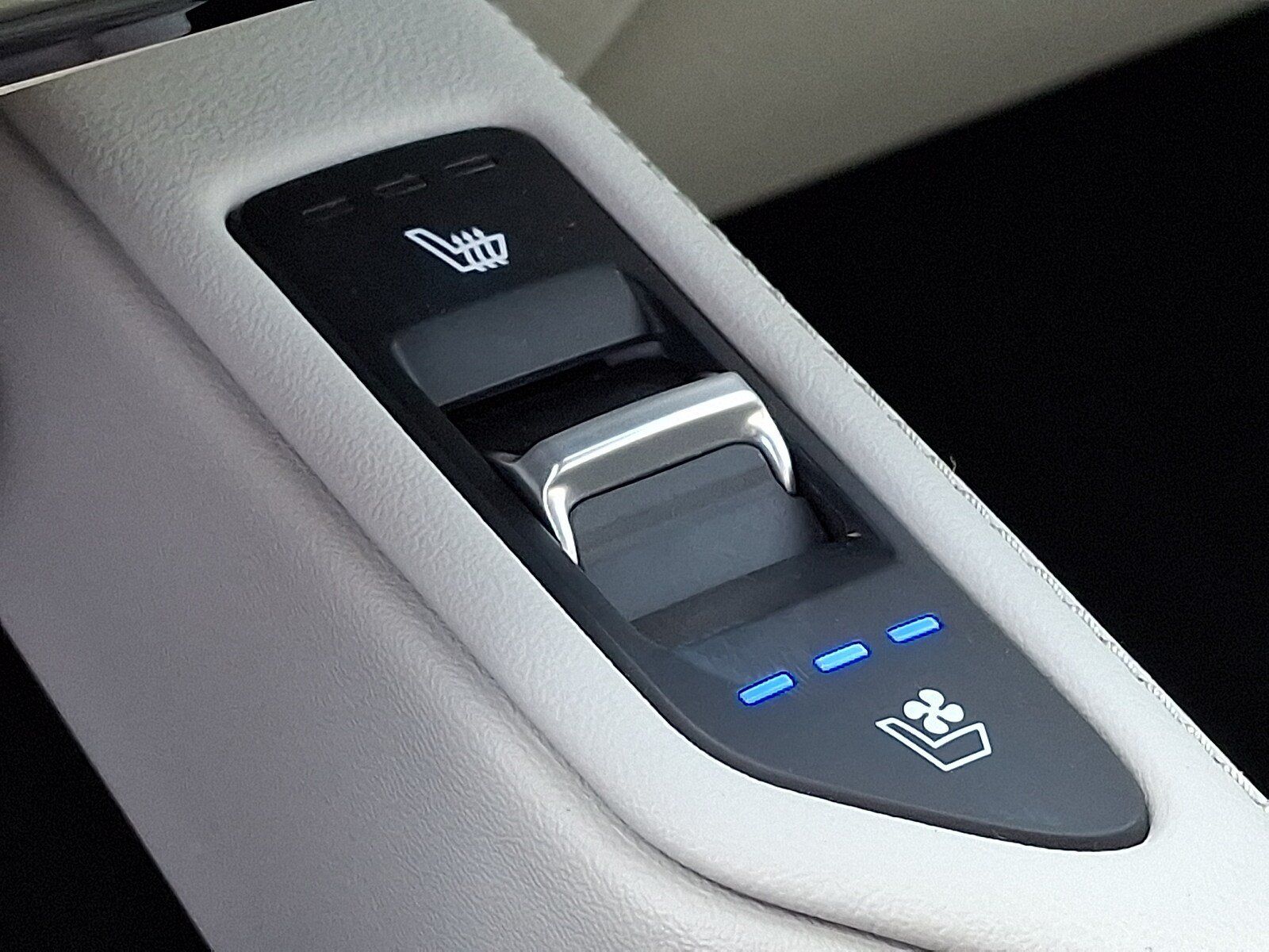 Used 2024 Kia Telluride SX Prestige AWD/4WD image 28