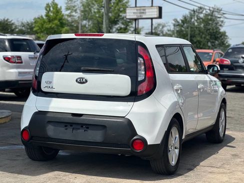 Used 2016 Kia Soul FWD image 6
