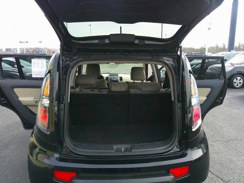 Used 2010 Kia Soul ! image 5