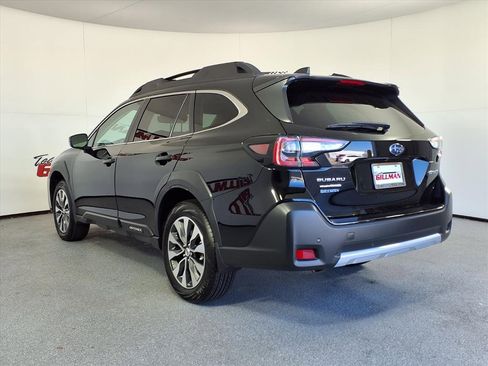 Certified 2025 Subaru Outback Limited image 4