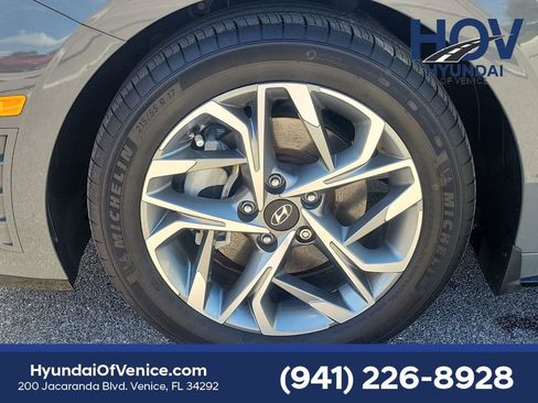 Certified 2023 Hyundai Sonata SEL w/ Cargo Package image 14