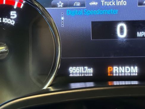 Used 2021 Ford F350 Lariat w/ Lariat Value Package AWD/4WD image 23