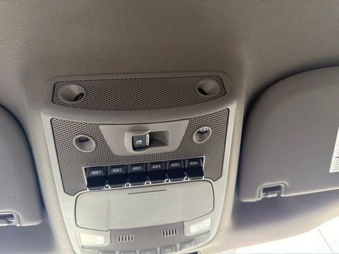 Used 2021 Ford F250 Lariat AWD/4WD image 17