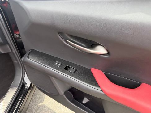 Used 2019 Lexus UX 200 F Sport w/ F Sport Premium Package FWD image 31
