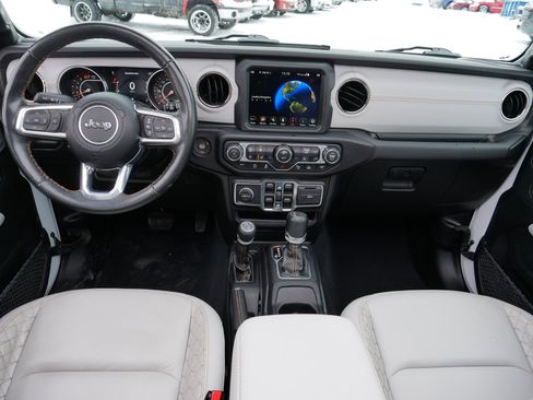 Certified 2023 Jeep Wrangler Unlimited Sahara image 10