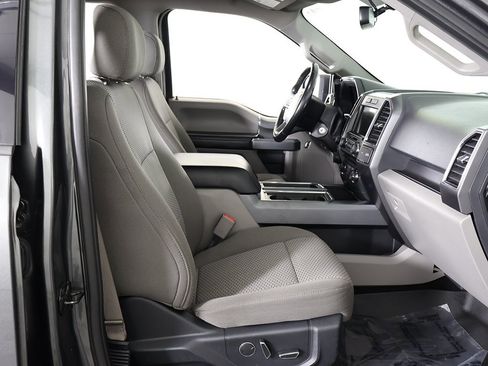 Used 2017 Ford F150 XLT w/ Equipment Group 302A Luxury image 28