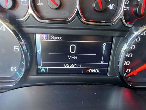 Used 2018 Chevrolet Silverado 1500 LT w/ All Star Edition image 31