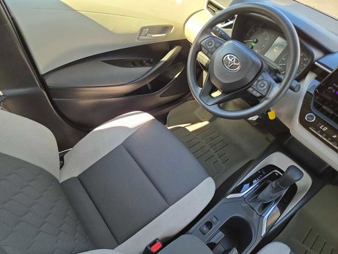 Used 2023 Toyota Corolla LE image 15