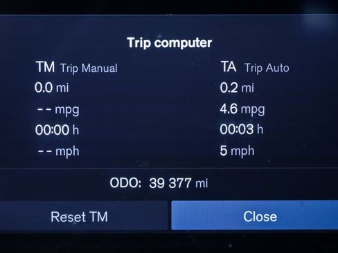 Certified 2023 Volvo XC90 B6 Ultimate w/ Protection Package image 14