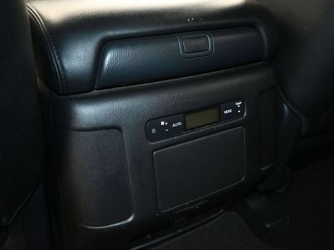 Used 2024 Nissan Armada SL w/ Captain's Chairs Package RWD image 14