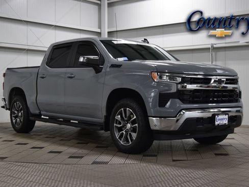 Used 2024 Chevrolet Silverado 1500 LT w/ Z71 Off-Road Package AWD/4WD image 1