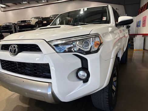 Used 2019 Toyota 4Runner TRD Off-Road AWD/4WD image 87