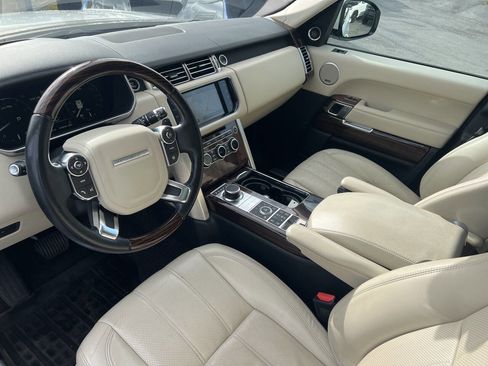 Used 2016 Land Rover Range Rover HSE image 36