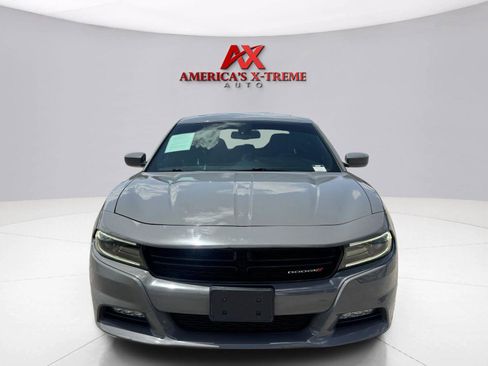 Used 2019 Dodge Charger SXT w/ Plus Group RWD image 9