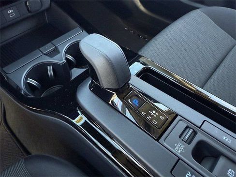 New 2026 Toyota Prius LE FWD image 18
