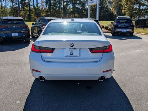 Used 2025 BMW 330i Sedan w/ Convenience Package image 4