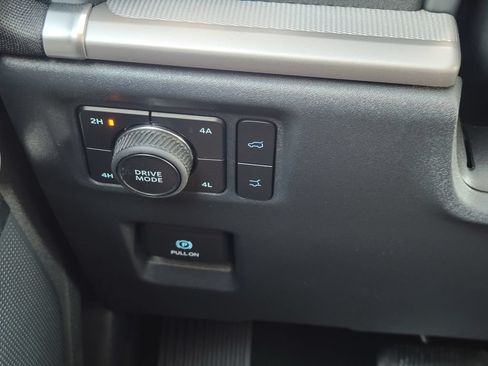 Certified 2025 Ford Expedition Max Active AWD/4WD image 12